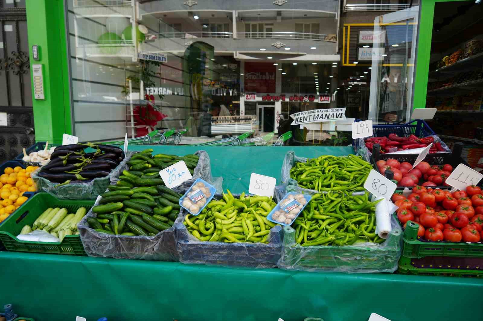 Muş’ta boykot ürünlerini raflarına almayan yeni market hizmete açıldı
