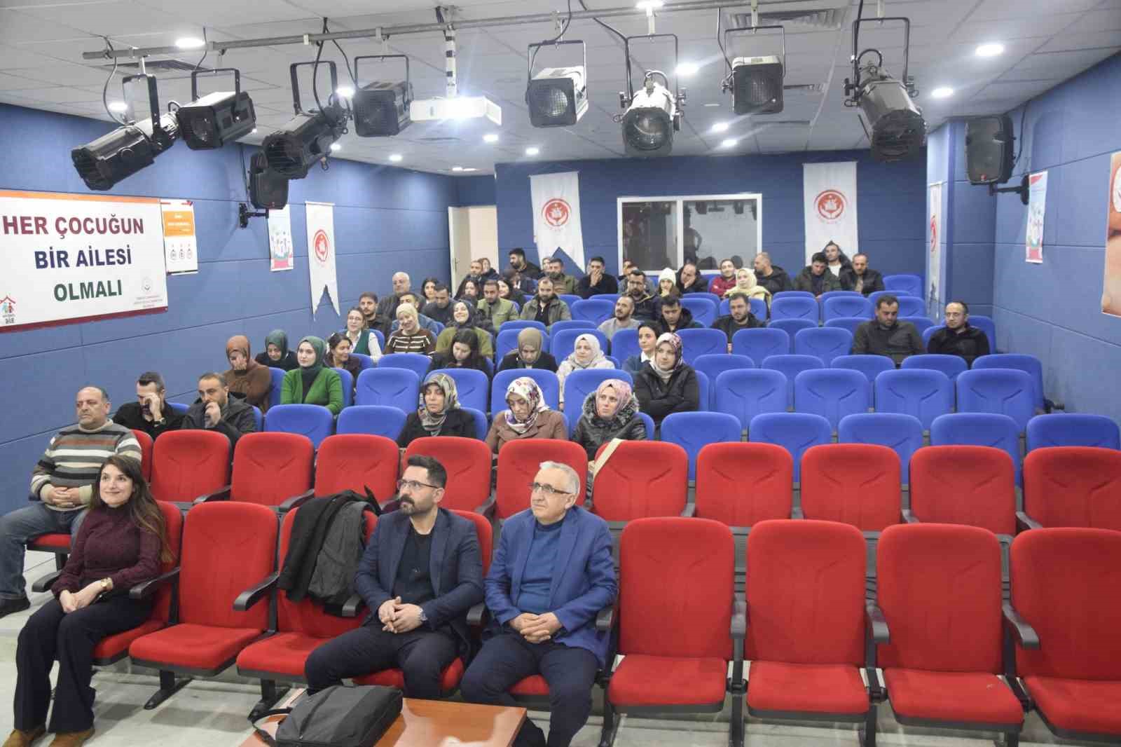 Muş’ta "Çocukla Etkili İletişim" eğitimi verildi
