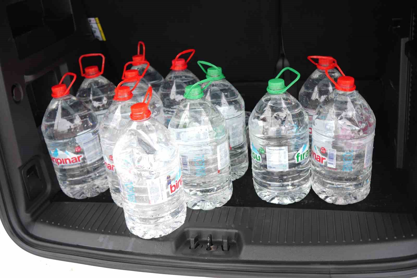 Muş’ta şebeke suyunda bakteri tespit edildi, vatandaşlar çeşmelere akın etti
