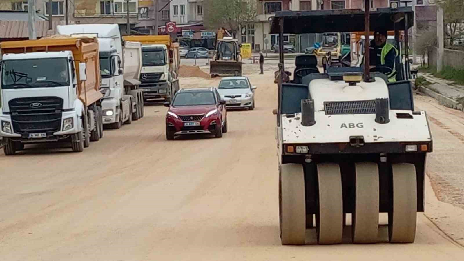 Mustafakemalpaşa’nın üstyapısı yenileniyor
