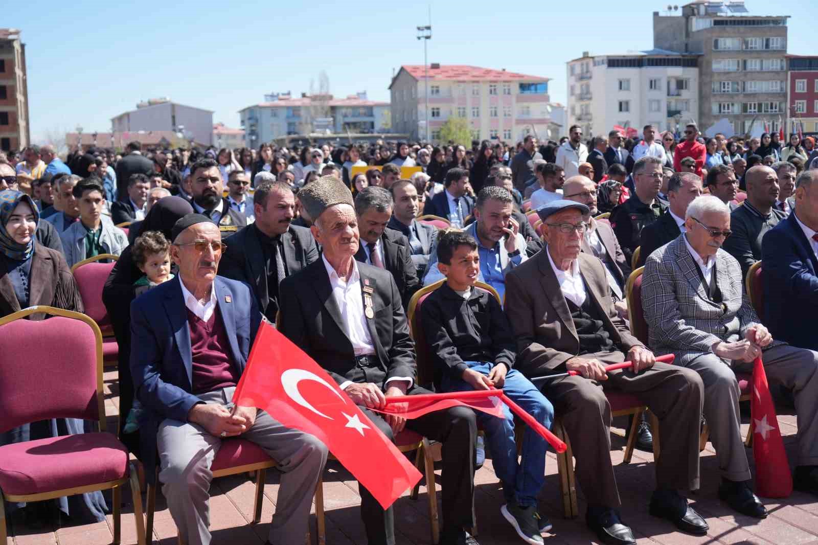 Muş’un kurtuluşunun 109’uncu yılı törenle kutlandı
