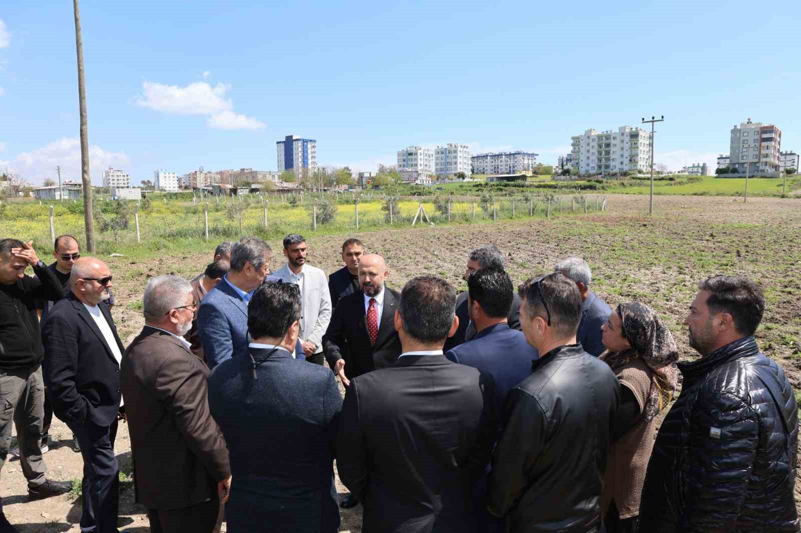 Nacar, Karataş’ta sağlık tesislerini inceledi
