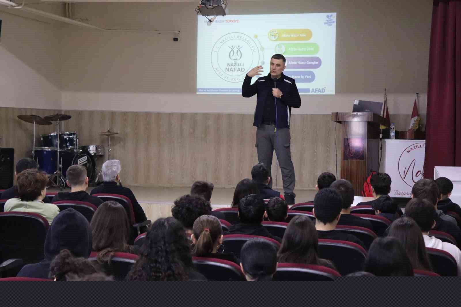 NAFAD ekiplerinden öğrencilere eğitim
