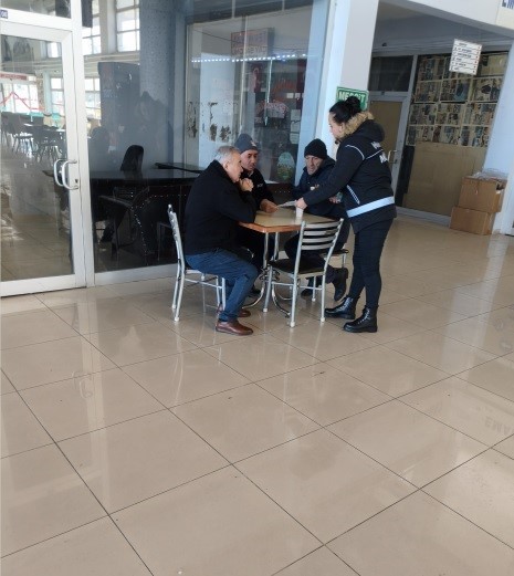 Narkotik ekiplerinden önleyici bilgilendirme çalışması
