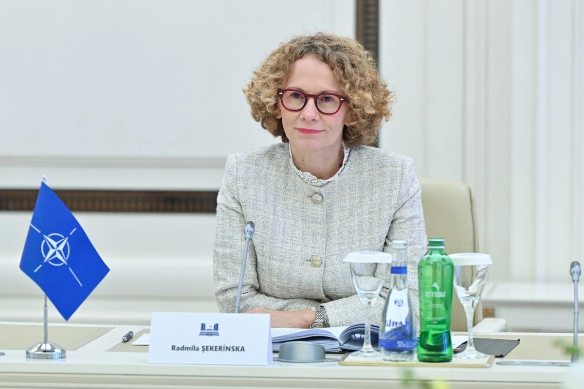 NATO Genel Sekreter Yardımcısı Shekerinska, Azerbaycan Milli Meclis Başkanı Gafarova ile bir araya geldi
