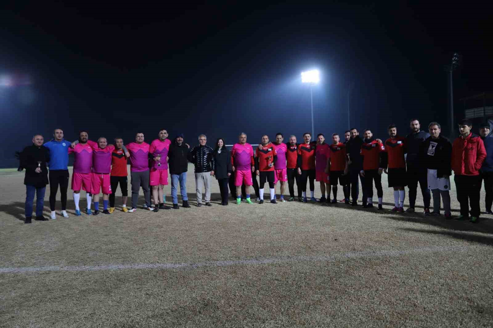 Nazilli Belediyesi Futbol Turnuvası’nda Şampiyon Özel Kalem Müdürlüğü oldu
