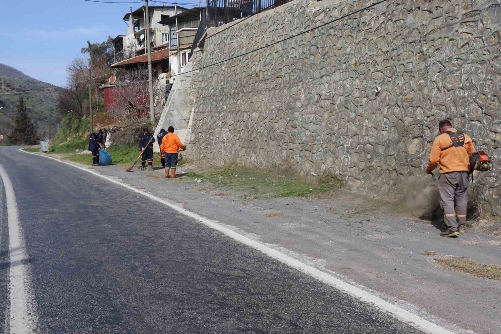 Nazilli Belediyesi’nden 82 mahallede bayram temizliği
