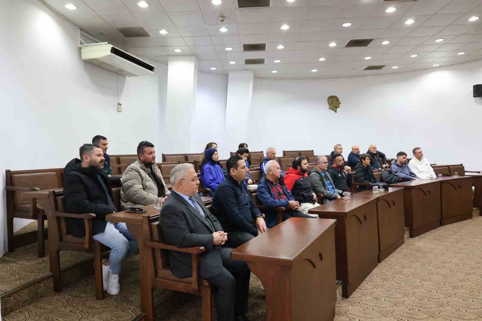 Nazilli Belediyesi’nden amatör spor kulüplerine nakdi destek
