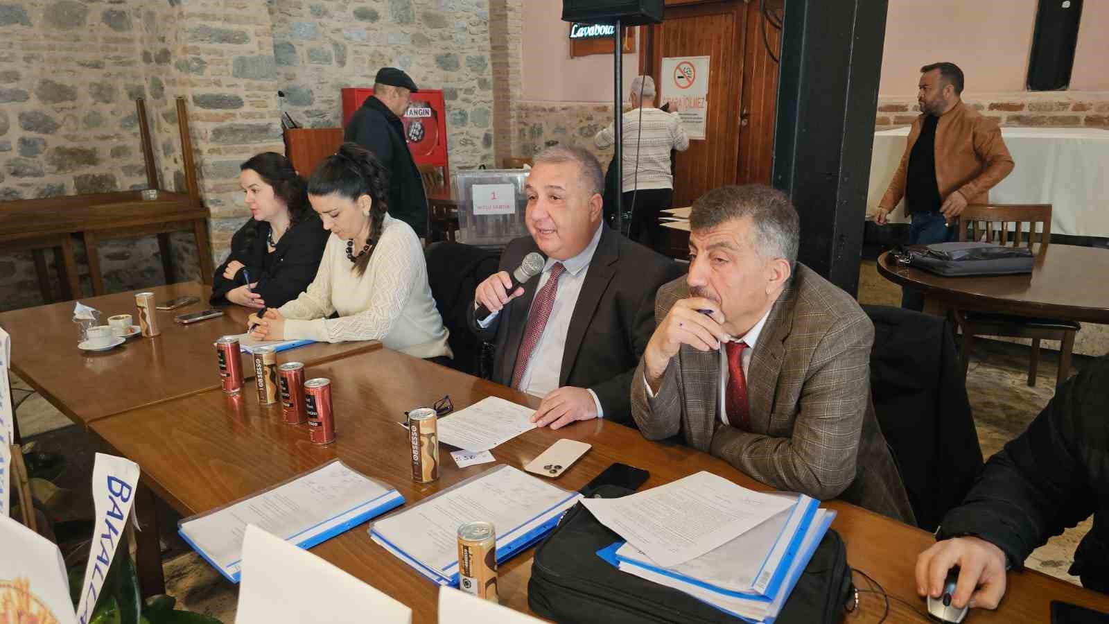 Nazilli Kahveciler Odası’nda Şenkal güven tazeledi
Nazilli Kahveciler Odası’nda Şenkal güven tazeledi