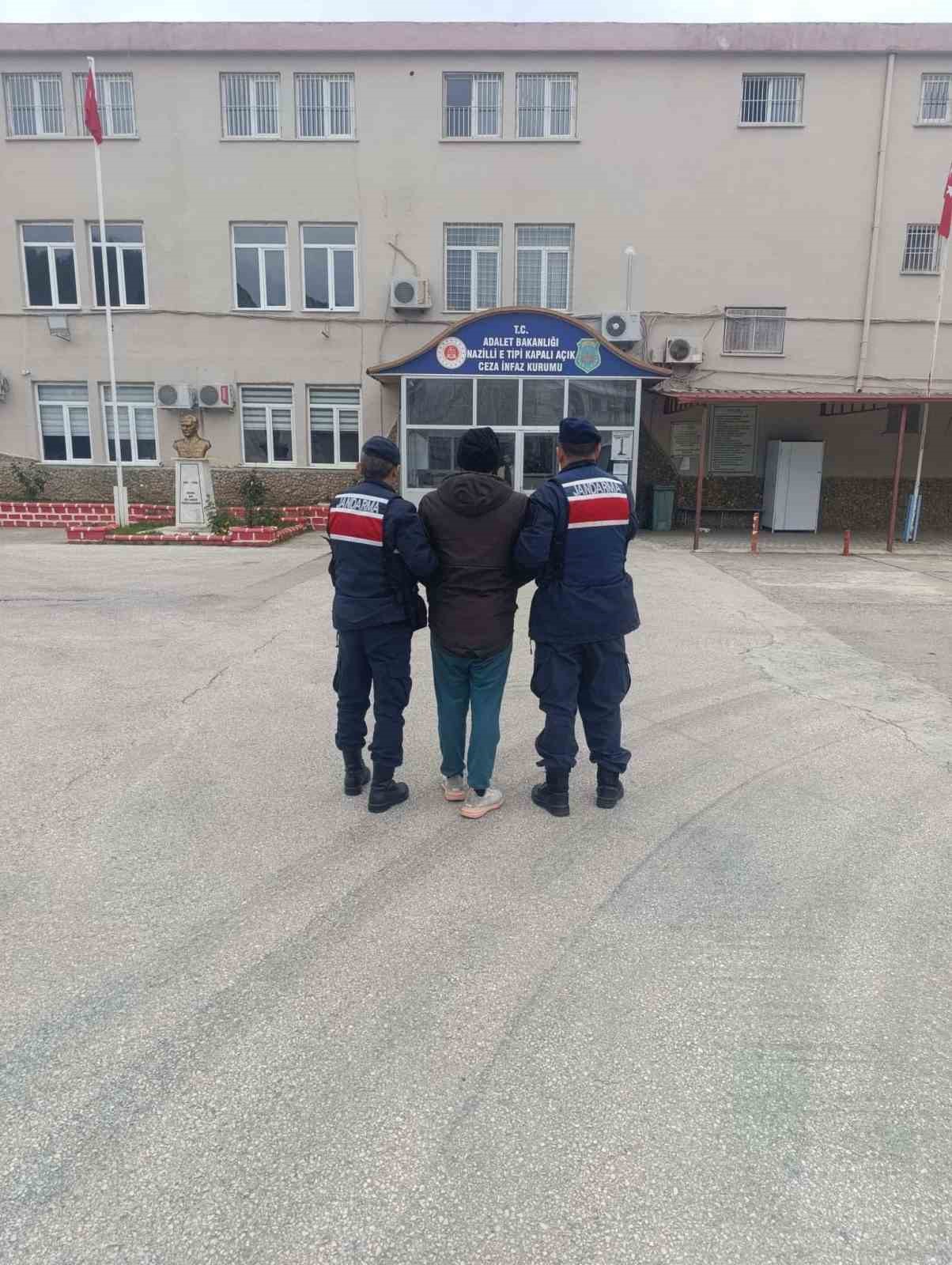 Nazilli’de 6 yıl 8 ay hapis cezası bulunan hükümlü yakalandı
