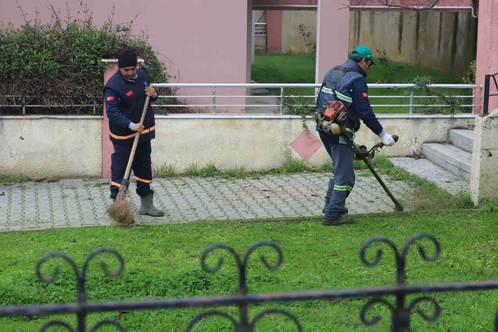 Nazilli’de parklar bahara hazırlanıyor
