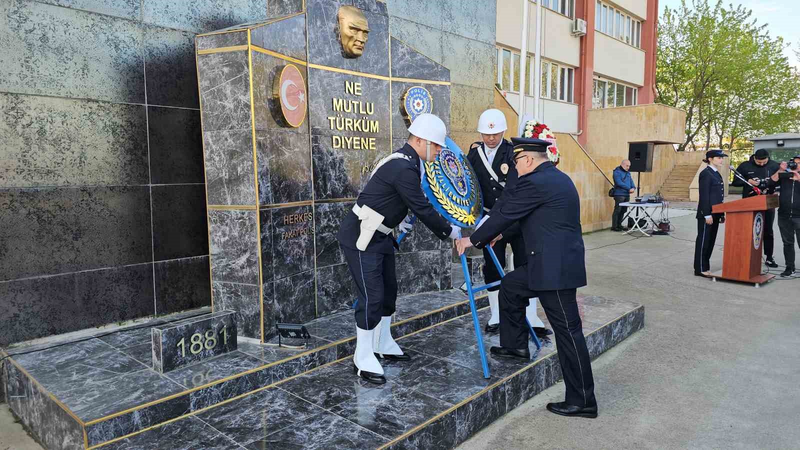 Nazilli’de Polis Haftası Kutlandı
Nazilli’de Polis Haftası Kutlandı