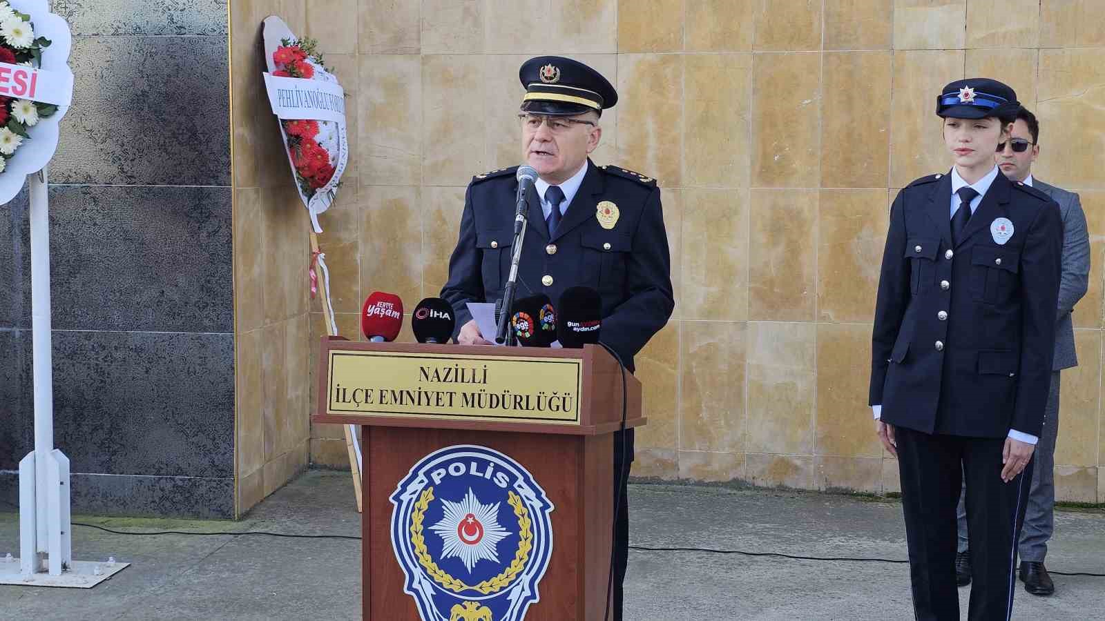 Nazilli’de Polis Haftası Kutlandı
Nazilli’de Polis Haftası Kutlandı