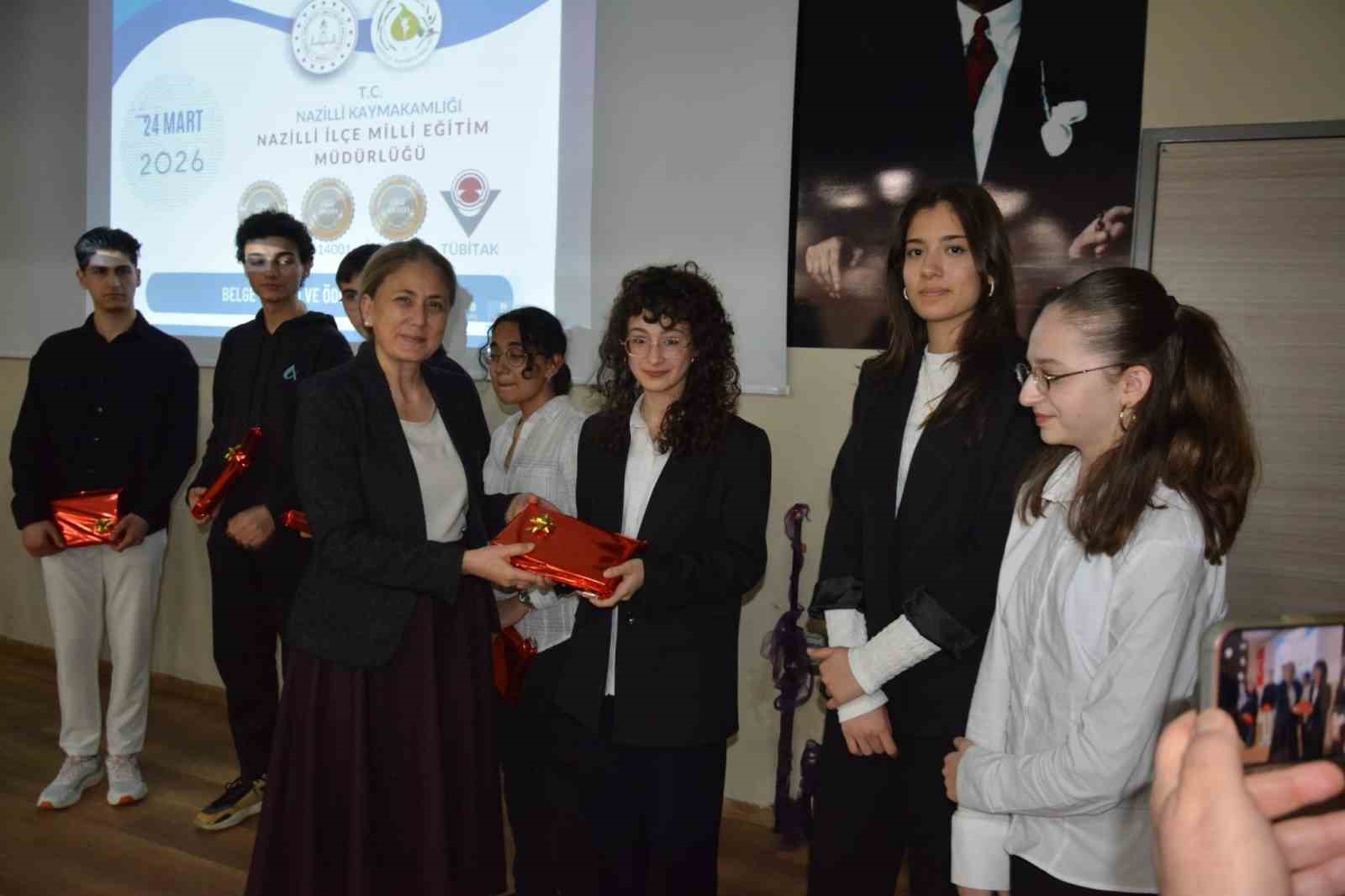 Nazilli’de projeleri ile dereceye giren okullar için ödül töreni düzenlendi
