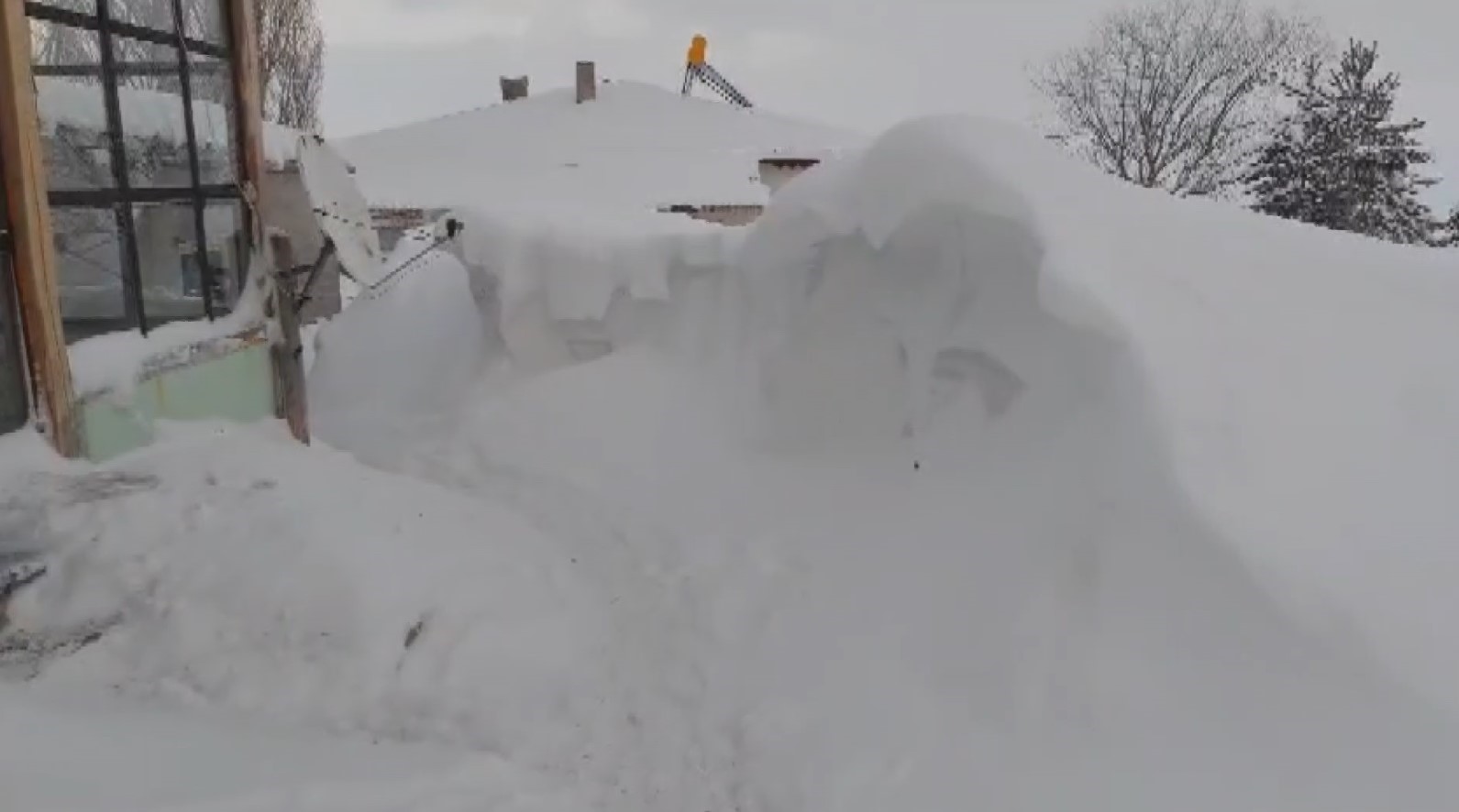 Ne Kamçatka, ne Alaska: Sivas’ta bina boyu kar yağdı
