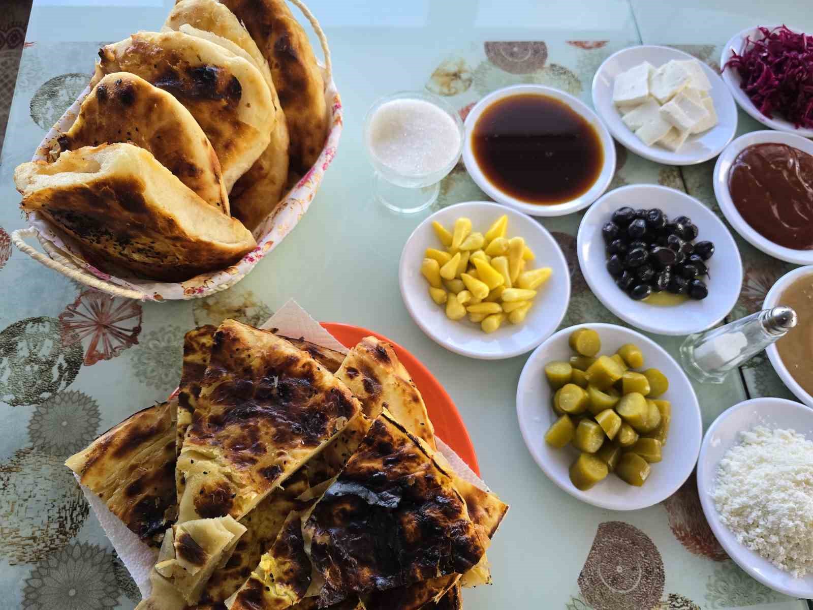 Nesilden nesile aktarılan yöresel lezzet: Saya çörek
