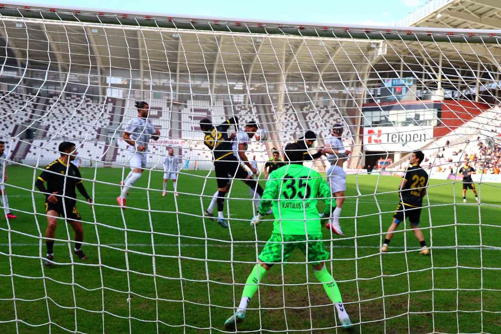 Nesine 2. Lig: Elazığspor: 3 - Beykoz Anadolu: 1
