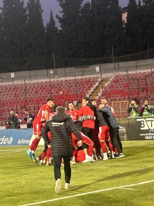 Nesine 3. Lig: Balıkesirspor: 2 - Eskişehirspor: 1
