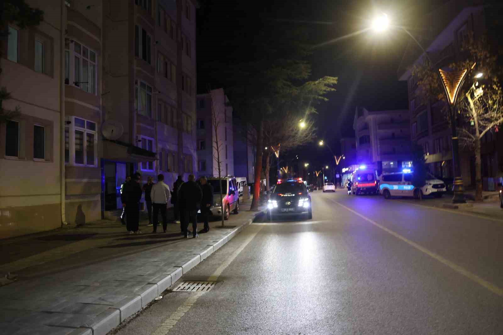 Nevşehir’de aile faciası: Eşini öldürdü, kendisi ağır yaralı
