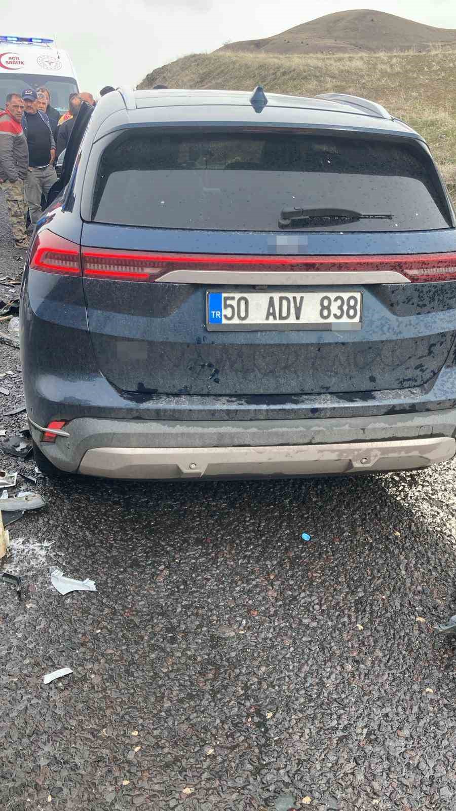 Nevşehir’de iki otomobil çarpıştı: 1 ölü, 2 yaralı
