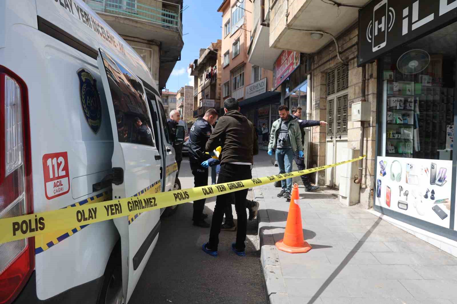 Nevşehir’de silahlı saldırıya çakmakla karşılık verdi
