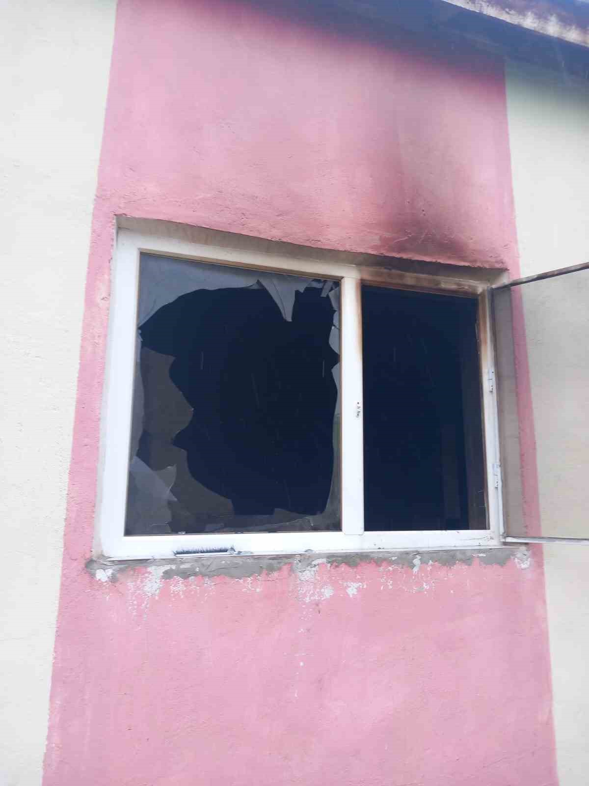 Nevşehir’de yıldırım düşen evde yangın çıktı
