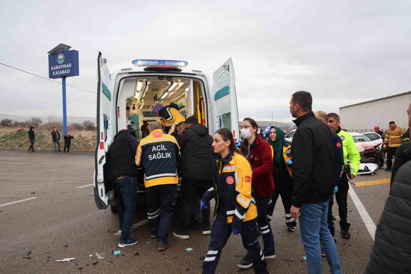 Nevşehir’de zincirleme kaza: Ölü sayısı 3’e yükseldi, 6 yaralı
