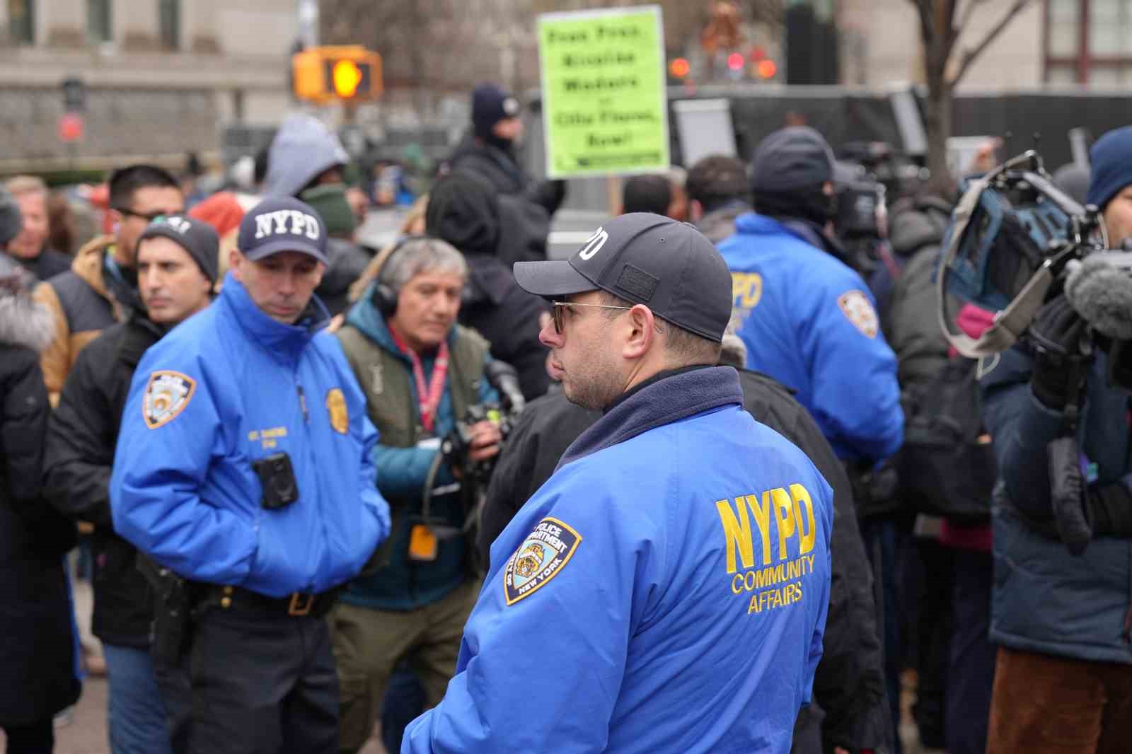 New York’taki duruşma öncesi Maduro ve eşinin serbest bırakılması için protesto
