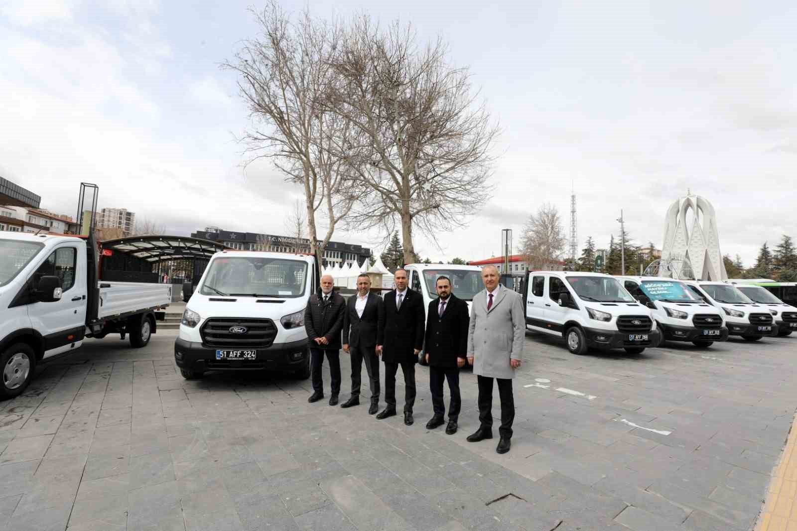 Niğde Belediyesi araç filosunu büyütmeye devam ediyor
Niğde Belediyesi araç filosunu büyütmeye devam ediyor