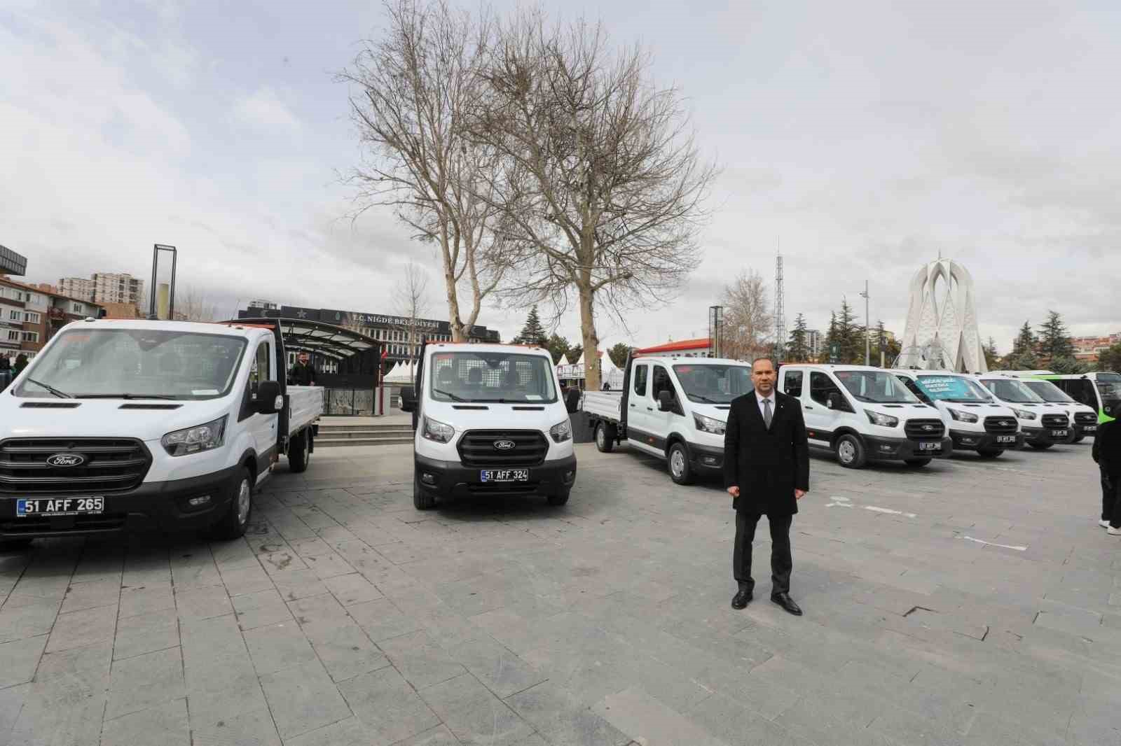 Niğde Belediyesi araç filosunu büyütmeye devam ediyor
Niğde Belediyesi araç filosunu büyütmeye devam ediyor