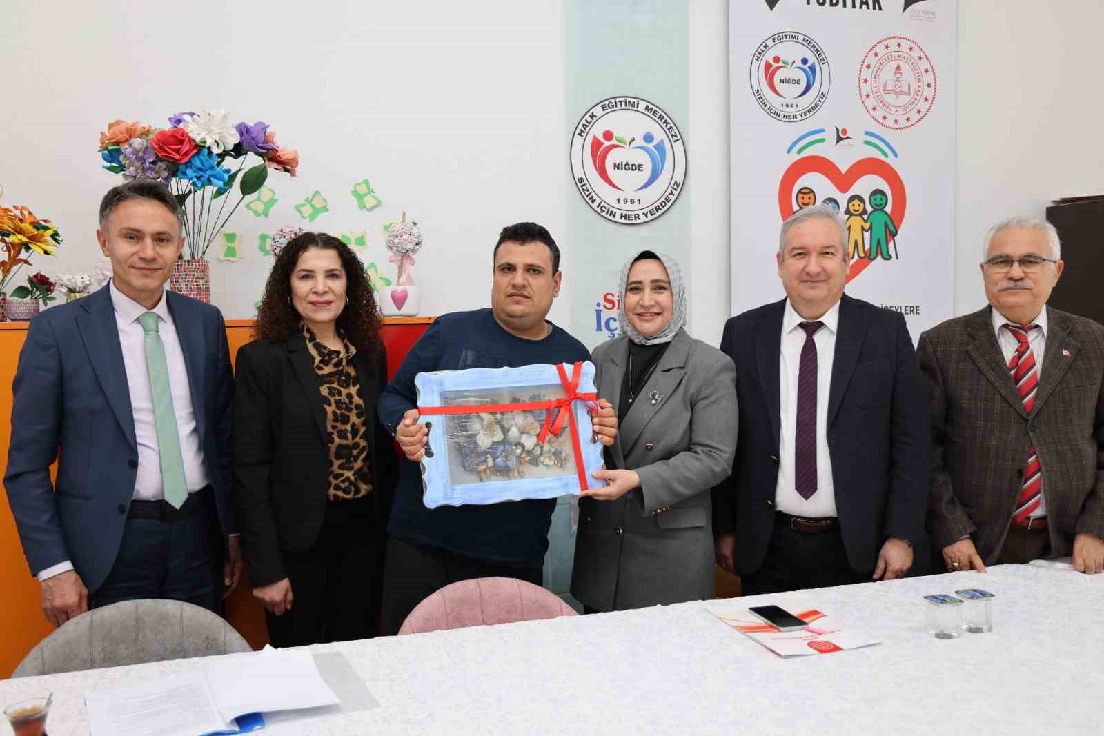 Niğde Halk Eğitimi Merkezi’nde TÜBİTAK Projesi tanıtıldı
