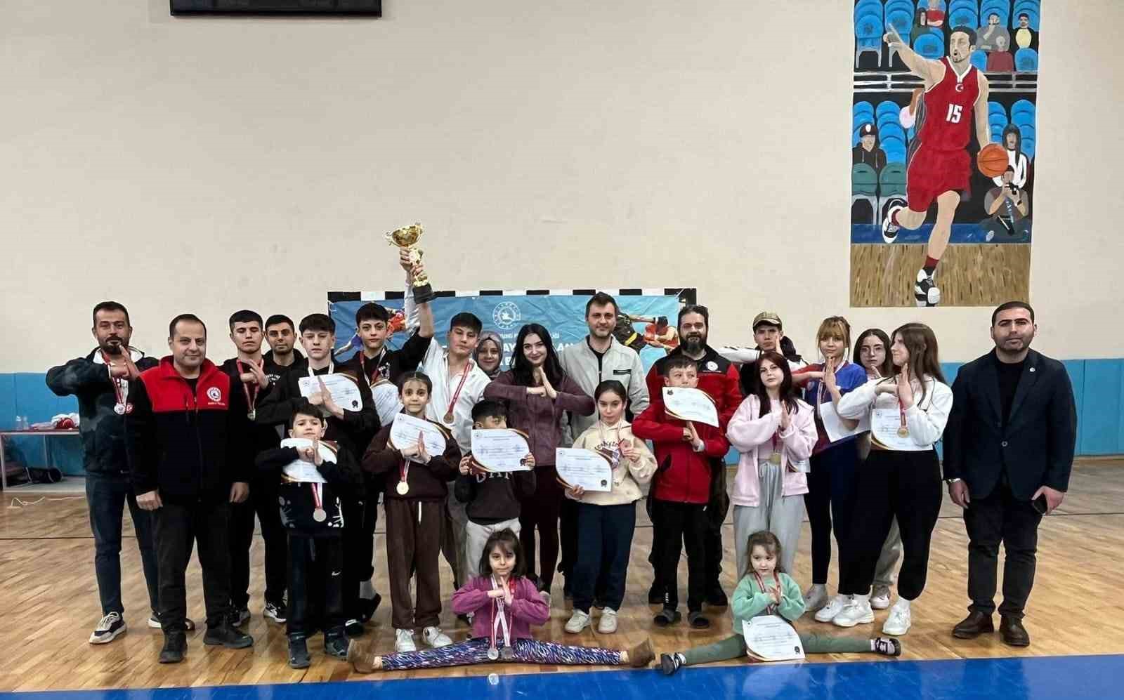 Niğde Wushu Takımı’ndan Malatya’da büyük başarı
