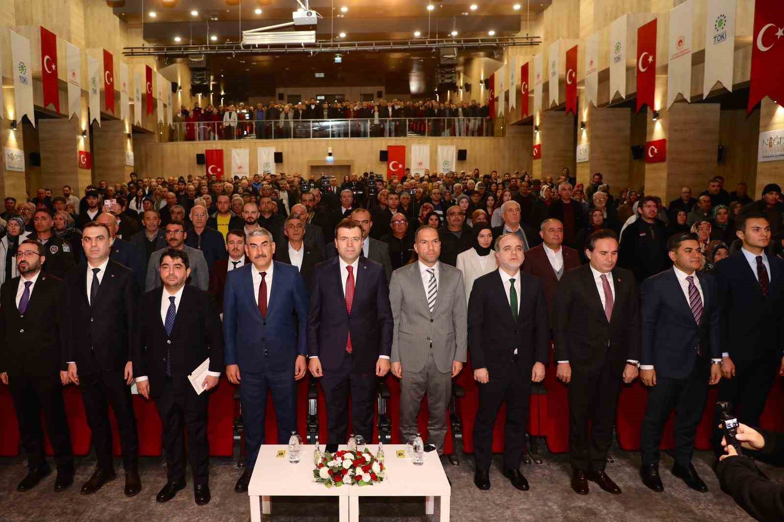 Niğde’de 2 bin 604 sosyal konutun hak sahipleri kura ile belirlendi
