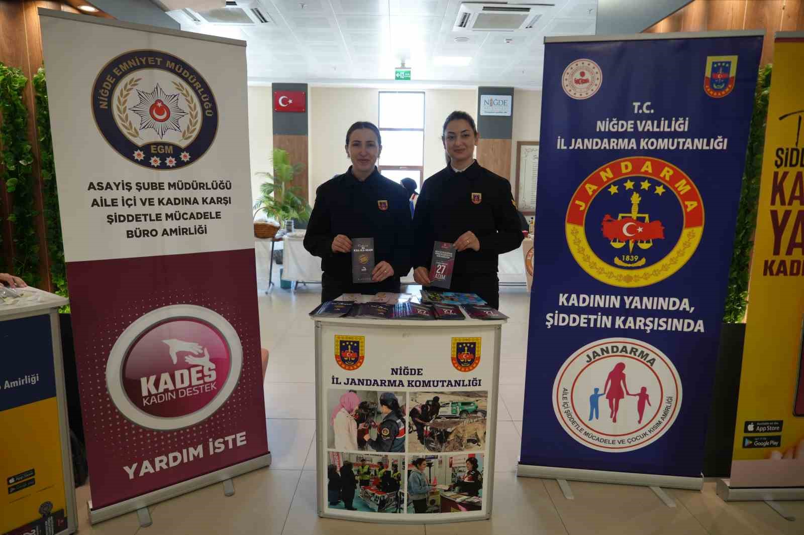 Niğde’de 8 Mart Kadınlar Günü programında ilham veren kadınlar sahnedeydi
