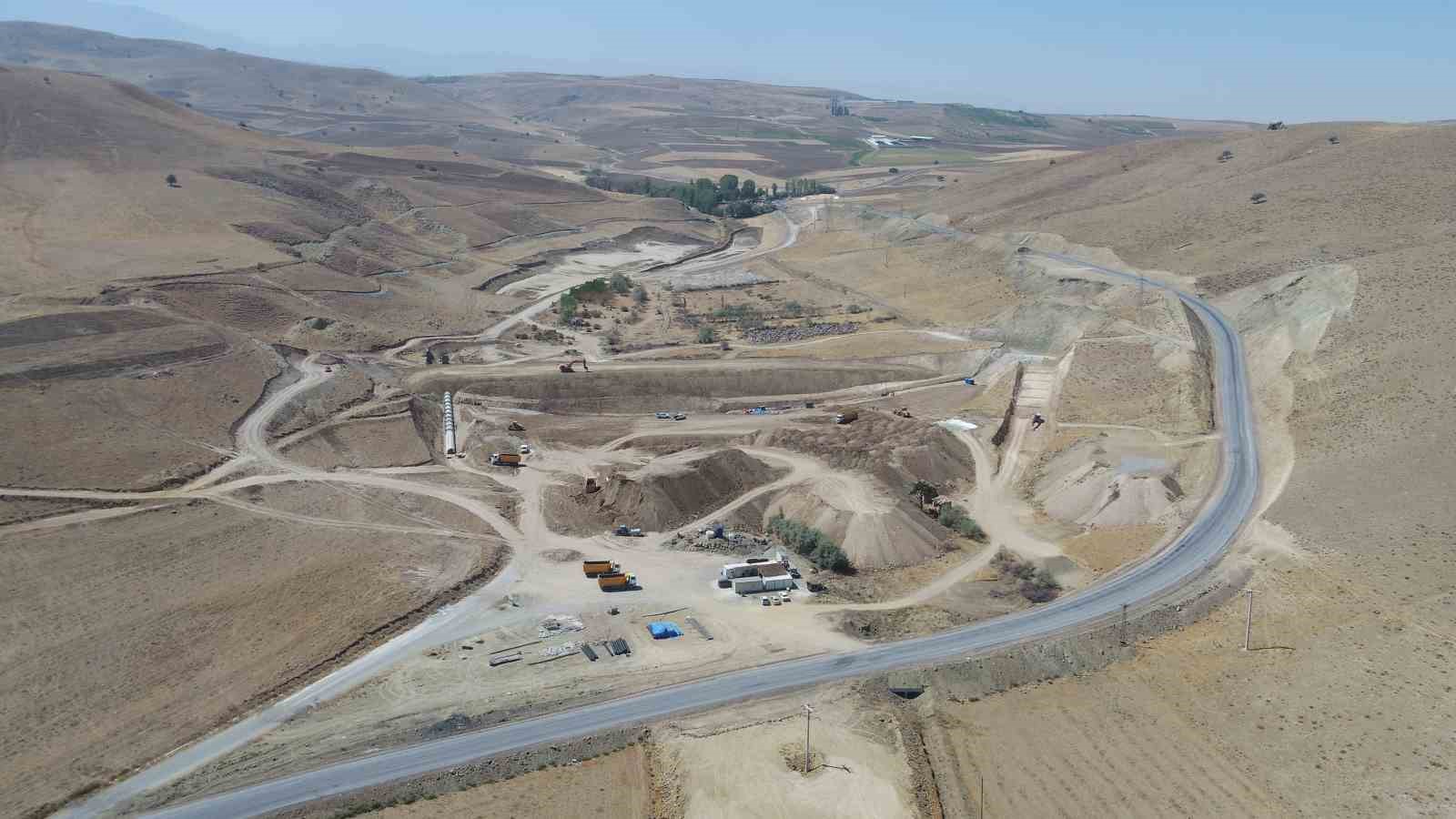 Niğde’de bin 260 dekar tarım arazisi modern sulamaya kavuşacak
