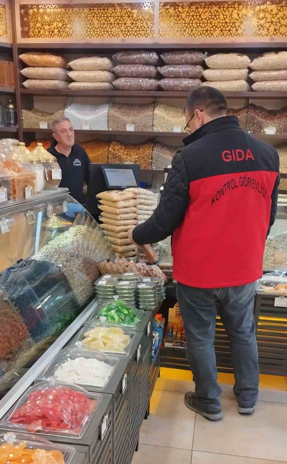 Niğde’de gıda, sahte ve kaçak alkole karşı ortak denetimler sürüyor
