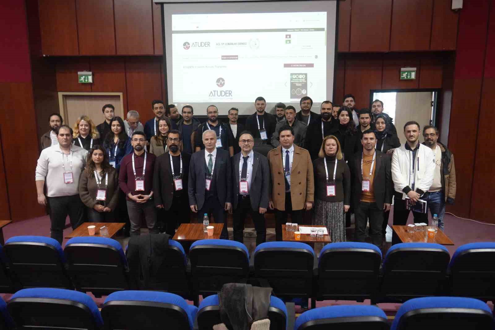 Niğde’de ilk kez Kritik Bakım ve Mekanik Ventilasyon Kursu düzenlendi
Niğde’de ilk kez Kritik Bakım ve Mekanik Ventilasyon Kursu düzenlendi
