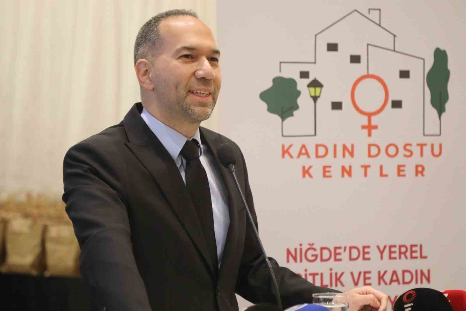 Niğde’de kadın dostu kentler için önemli buluşma
Niğde’de kadın dostu kentler için önemli buluşma