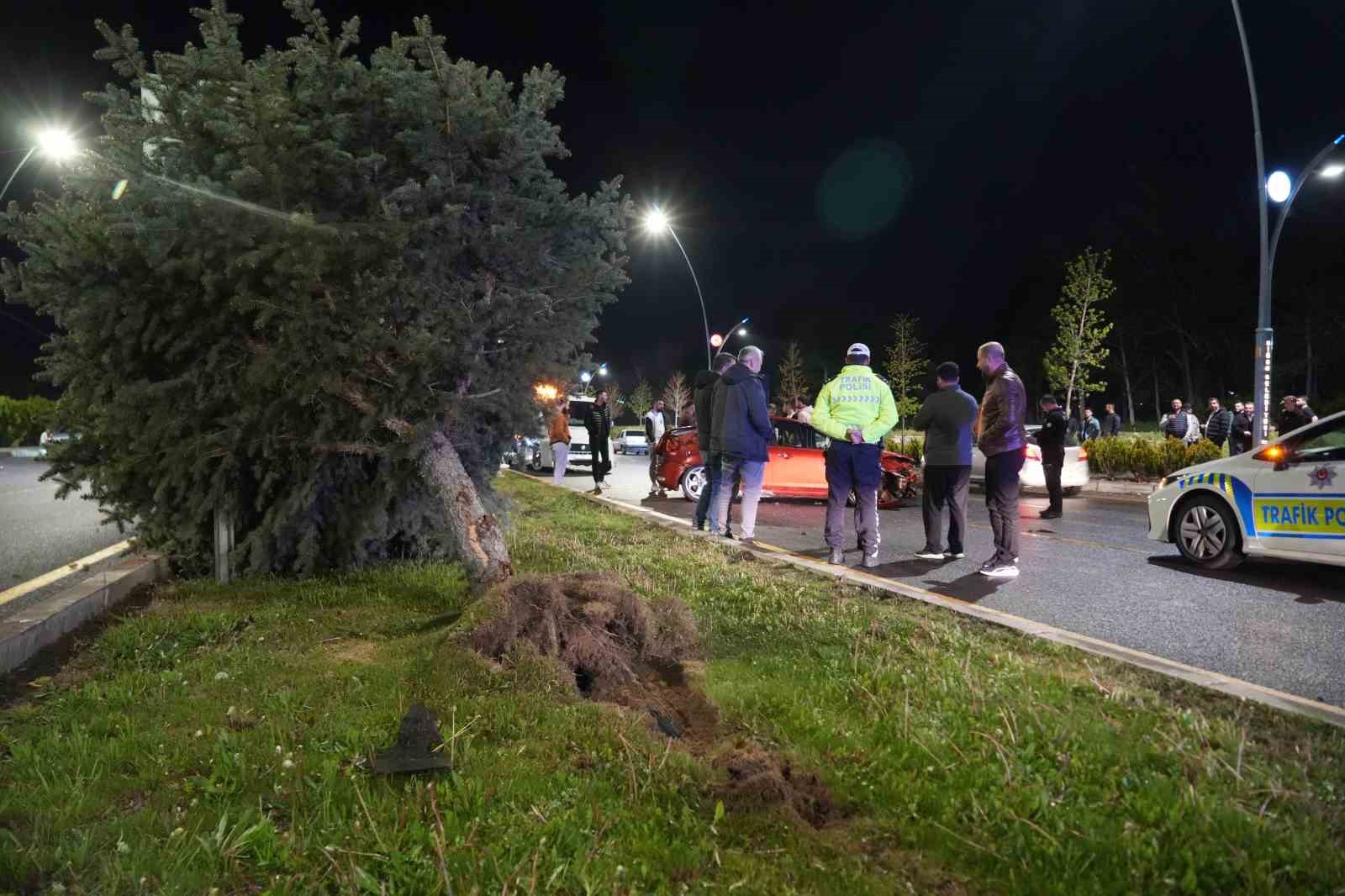 Niğde’de kontrolden çıkan otomobil takla attı: 1 yaralı
