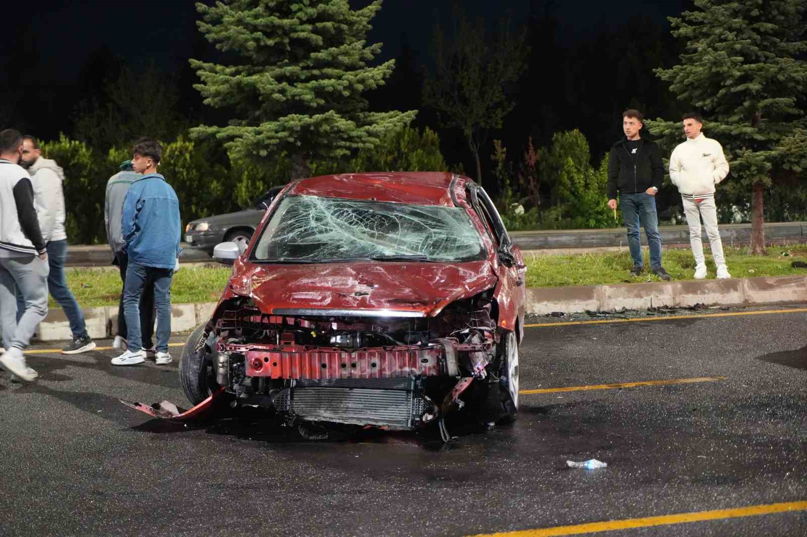 Niğde’de kontrolden çıkan otomobil takla attı: 1 yaralı
