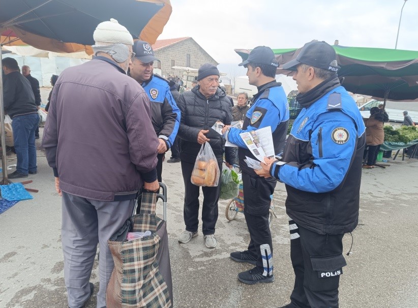 Niğde’de polisten vatandaşa dolandırıcılık uyarısı
