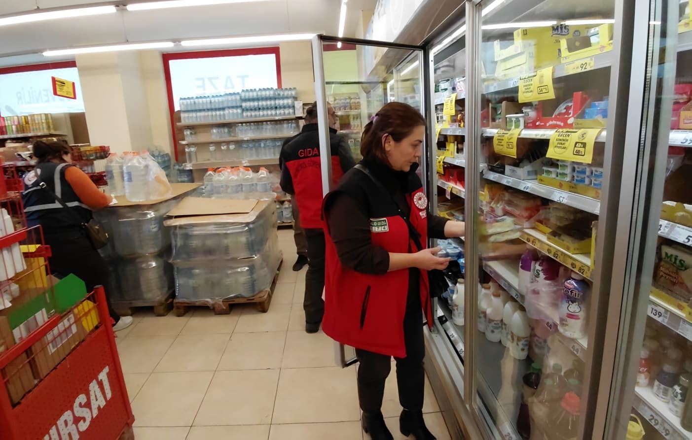 Niğde’de Ramazan öncesi marketlere sıkı denetim
