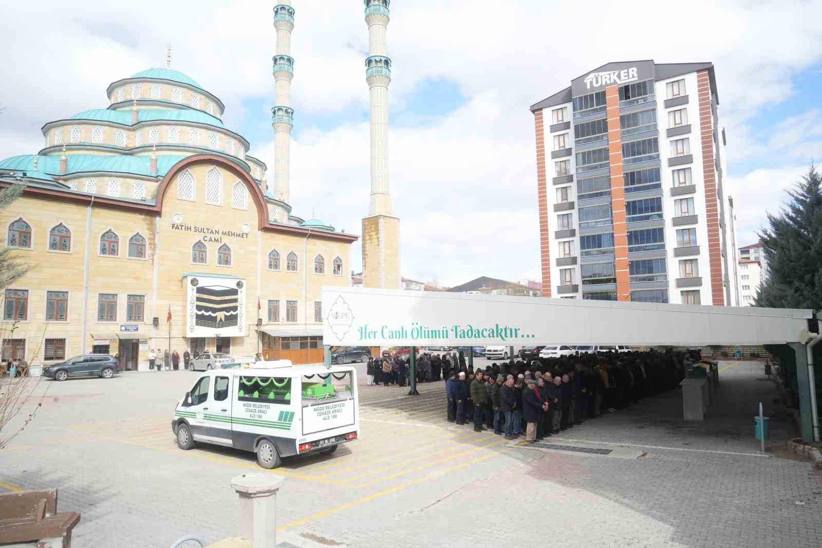 Niğde’deki silahlı saldırıda hayatını kaybedenler son yolculuklarına uğurlandı
