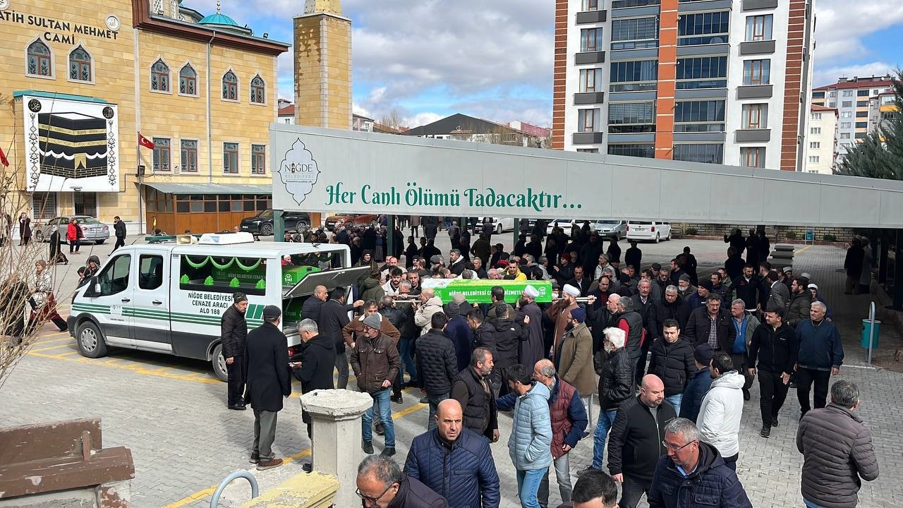 Niğde’deki silahlı saldırıda hayatını kaybedenler son yolculuklarına uğurlandı
