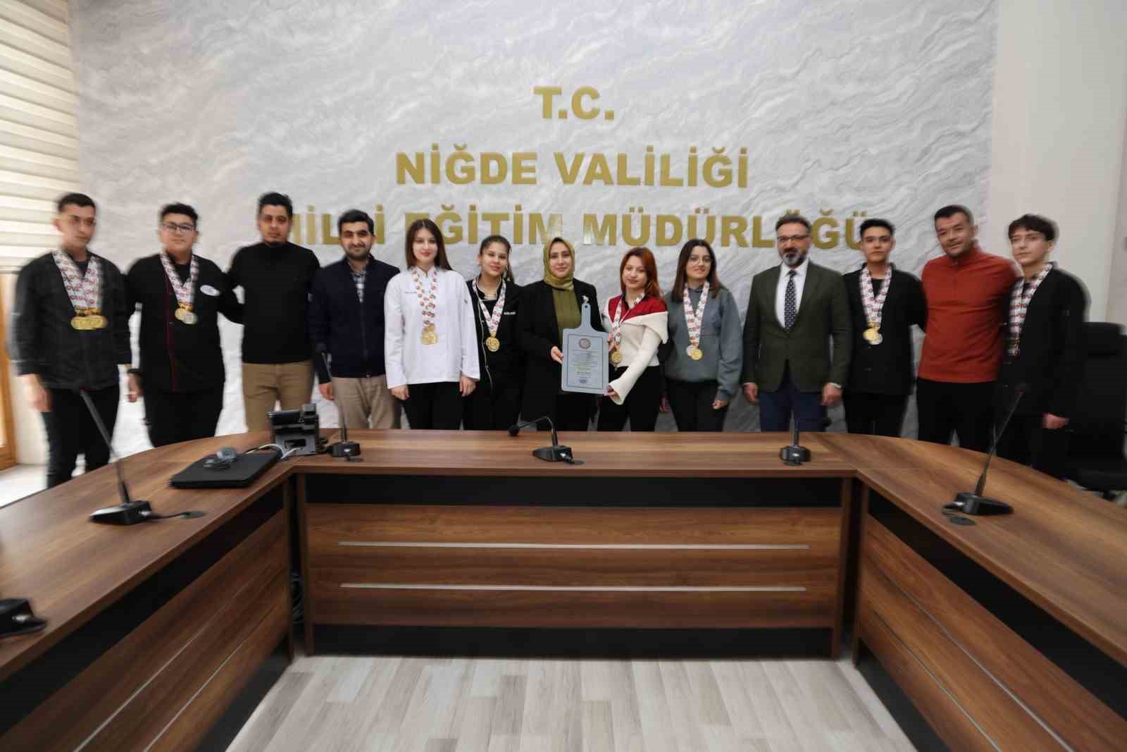 Niğde’den Uluslararası Gastronomi Yarışması’nda çifte madalya başarısı

