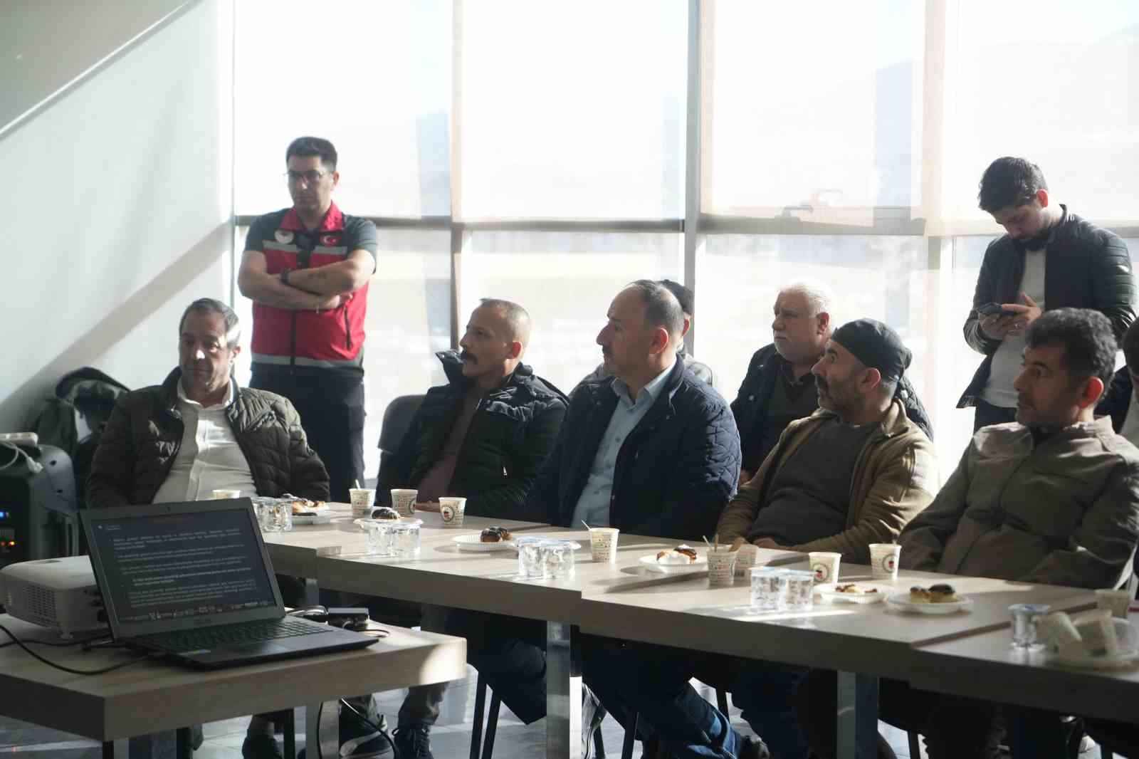 Niğdeli fırıncılara ramazan öncesi ’hijyen’ eğitimi
