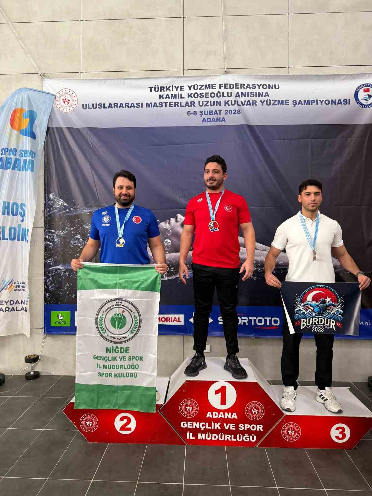 Niğdeli sporculardan Uluslararası Masterlar Türkiye Yüzme Şampiyonası’nda gururlandıran başarı
