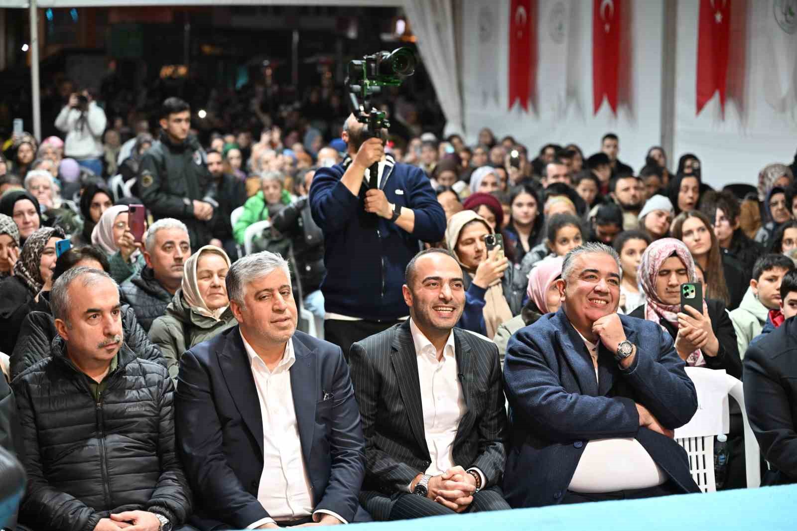 Nihat Hatipoğlu, Ramazan sohbetiyle Gaziosmanpaşa’da gönülleri buluşturdu
