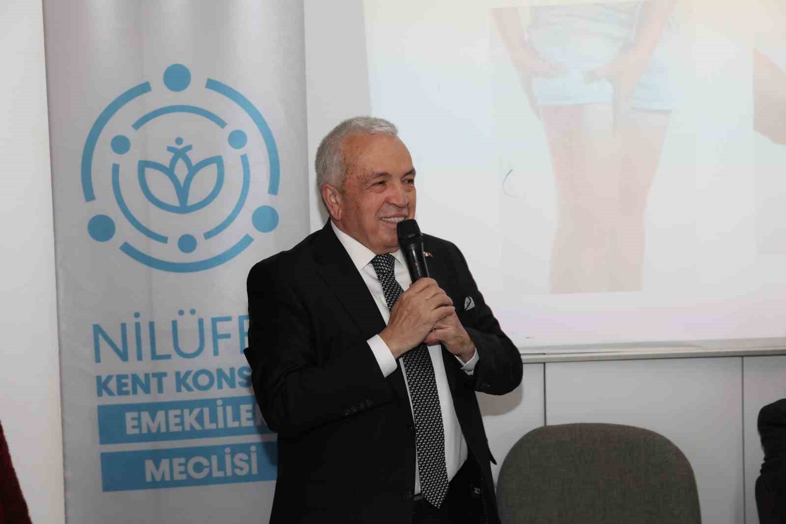 Nilüfer Belediye Başkanı Şadi Özdemir emeklilerle bir araya geldi
Nilüfer Belediye Başkanı Şadi Özdemir emeklilerle bir araya geldi