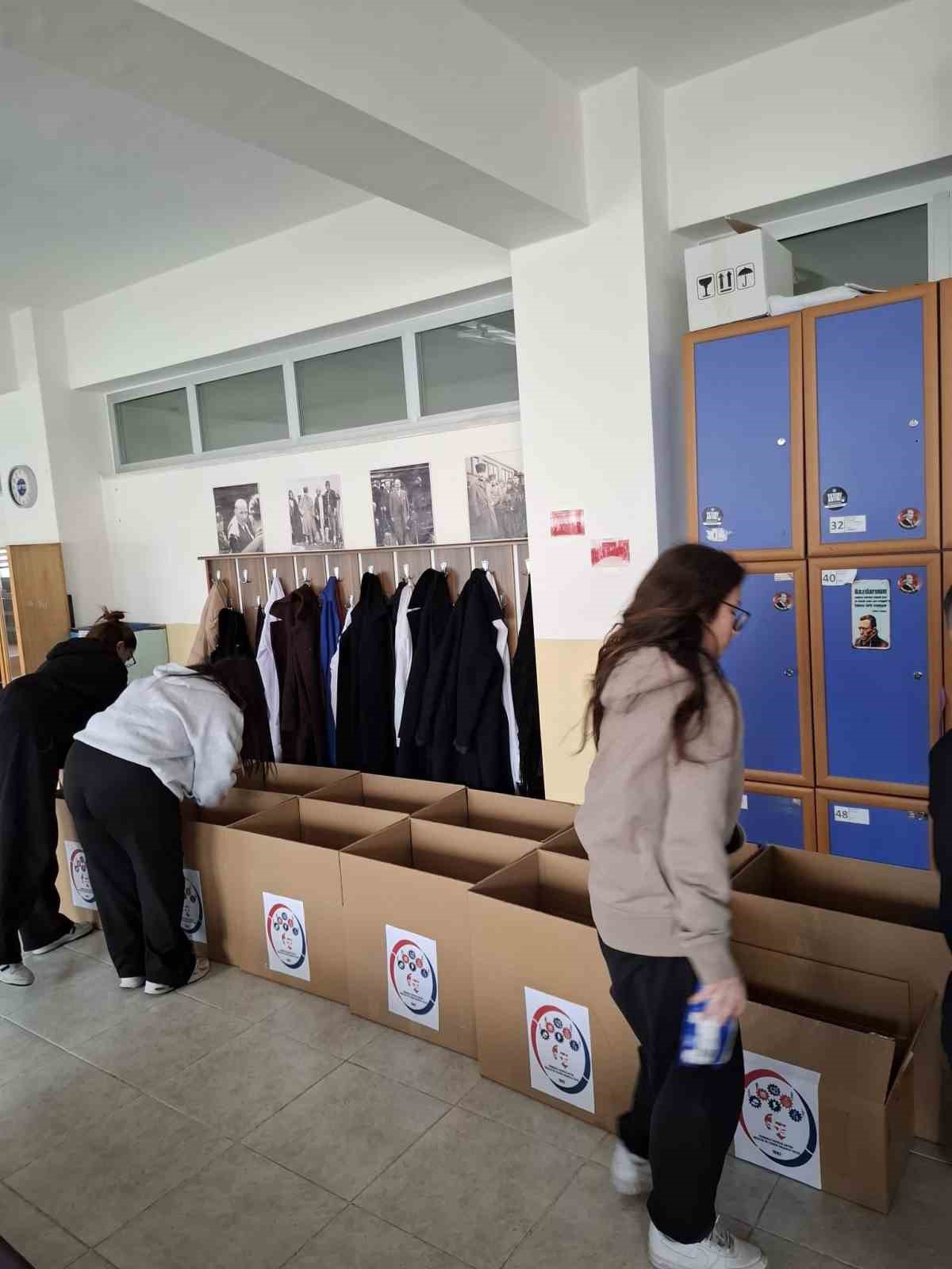 Nilüfer Hatun MTAL öğrencileri harçlıklarını iyiliğe dönüştürdü
